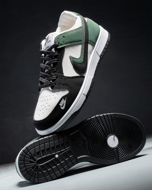 NIKE SV37 Z