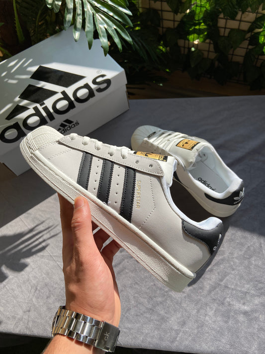 Adidas Superstar
