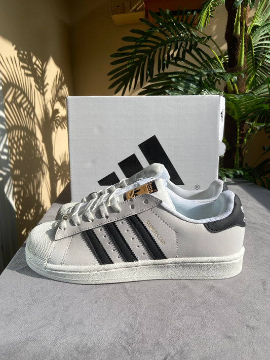 Adidas Superstar